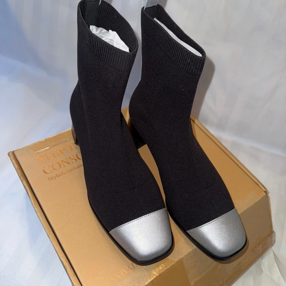 VIVIAIA Sock Boots Black Silver Cap‎ Toe Block Heel Knit Ankle Women Size 7.5